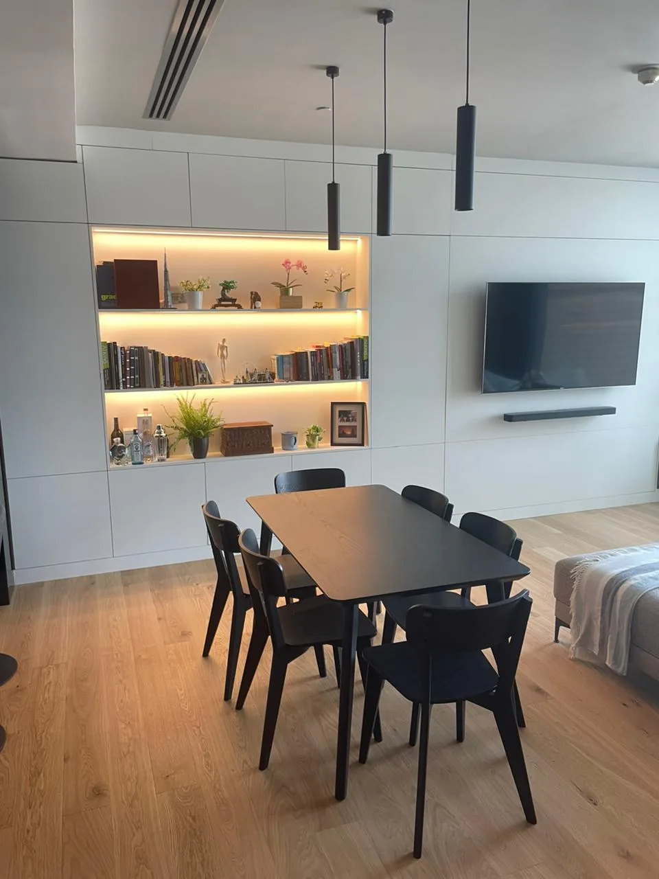 Private Apartment · Index Tower
